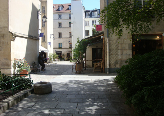 Photo of Saint Paul Village in Paris  Guillaume Duchene